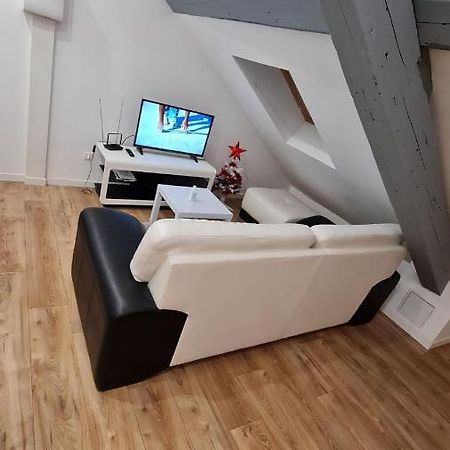 Magnifique appartement refait à neuf Pont-Saint-Vincent Esterno foto